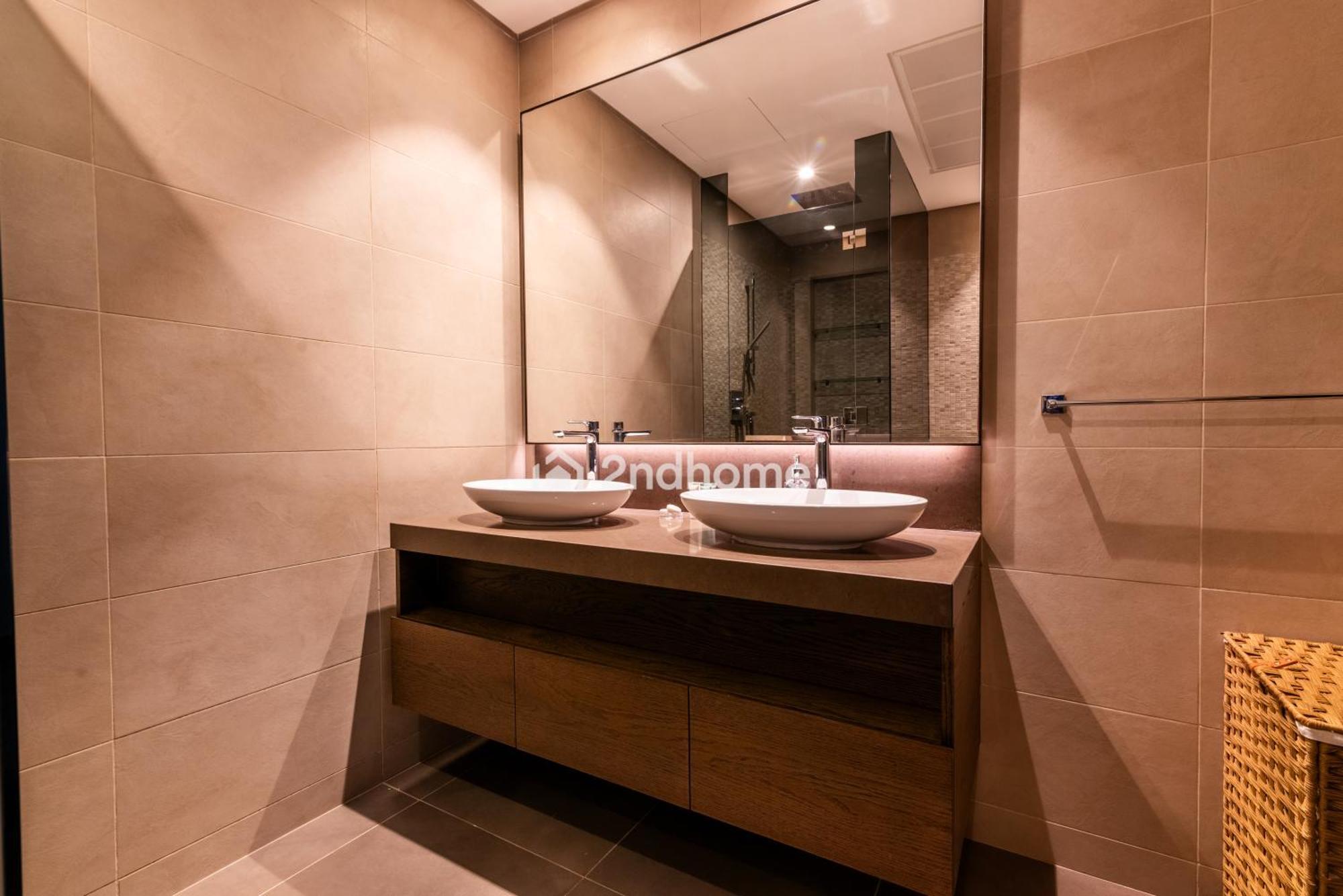 Stylish At Jumeirah Living Marina Gate Dubai